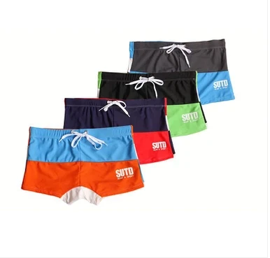 4 Koulè Naje Shorts Gason
